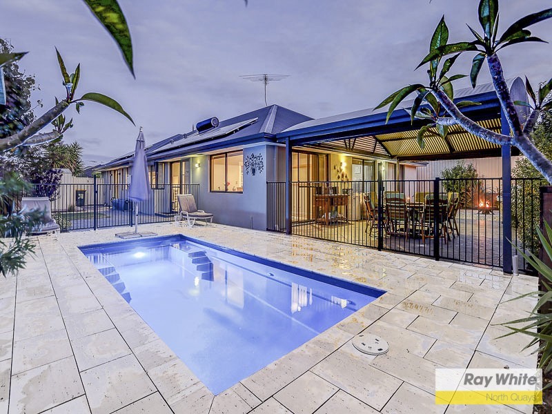 53 Regency Ave, Madeley WA 6065