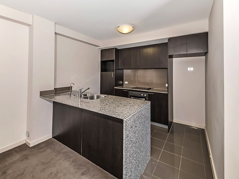 48/118 ADELAIDE TERRACE, East Perth WA 6004