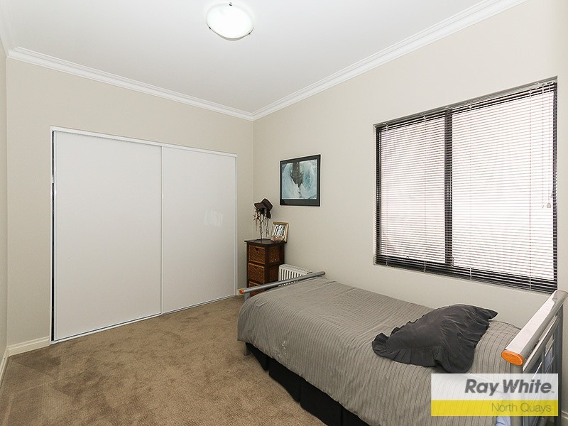 4/16 Penelope Place, Innaloo WA 6018