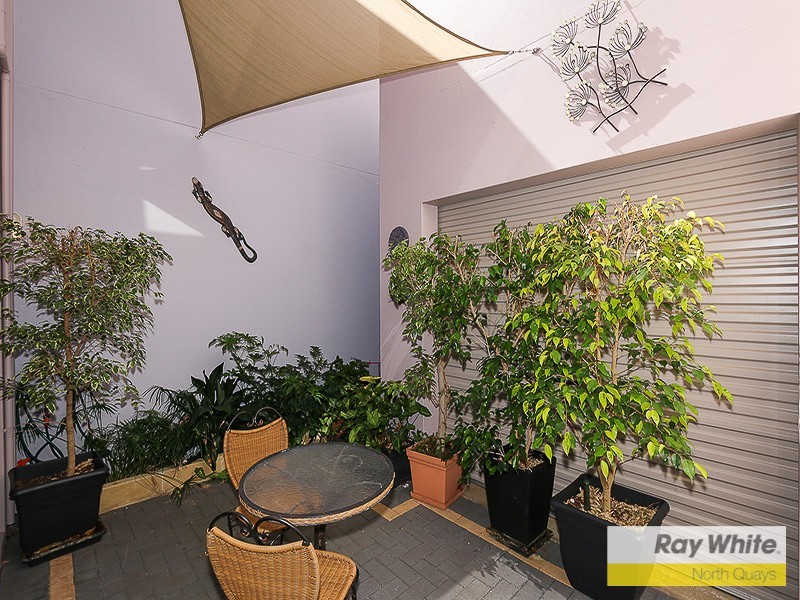 4/16 Penelope Place, Innaloo WA 6018