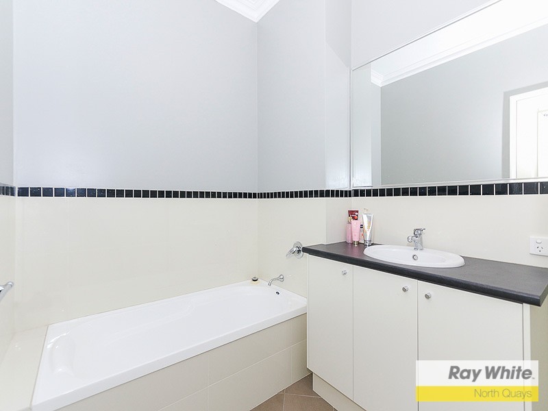 4/16 Penelope Place, Innaloo WA 6018