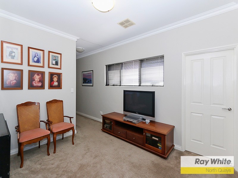 4/16 Penelope Place, Innaloo WA 6018