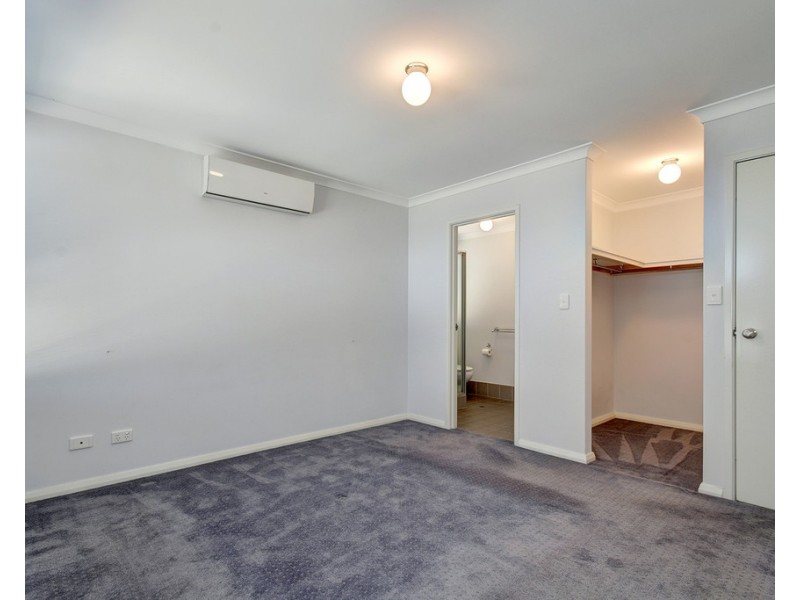 21 Merrigig Way, Pearsall WA 6065