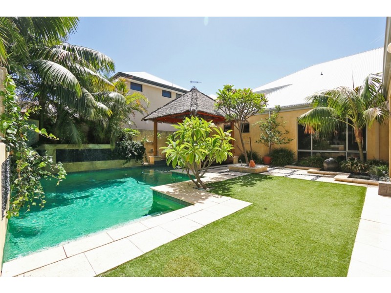 12 Mallorca Ave, Hillarys WA 6025