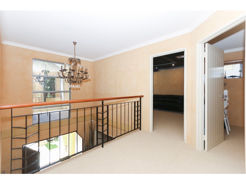 12 Mallorca Ave, Hillarys WA 6025