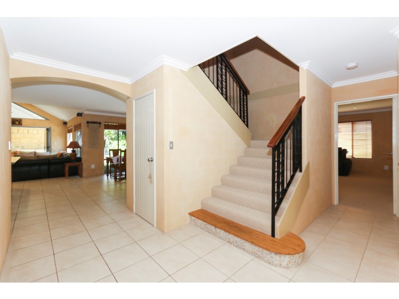 12 Mallorca Ave, Hillarys WA 6025