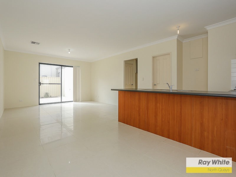 75 Oakdene Drive, Madeley WA 6065