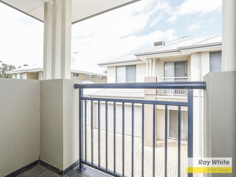 75 Oakdene Drive, Madeley WA 6065