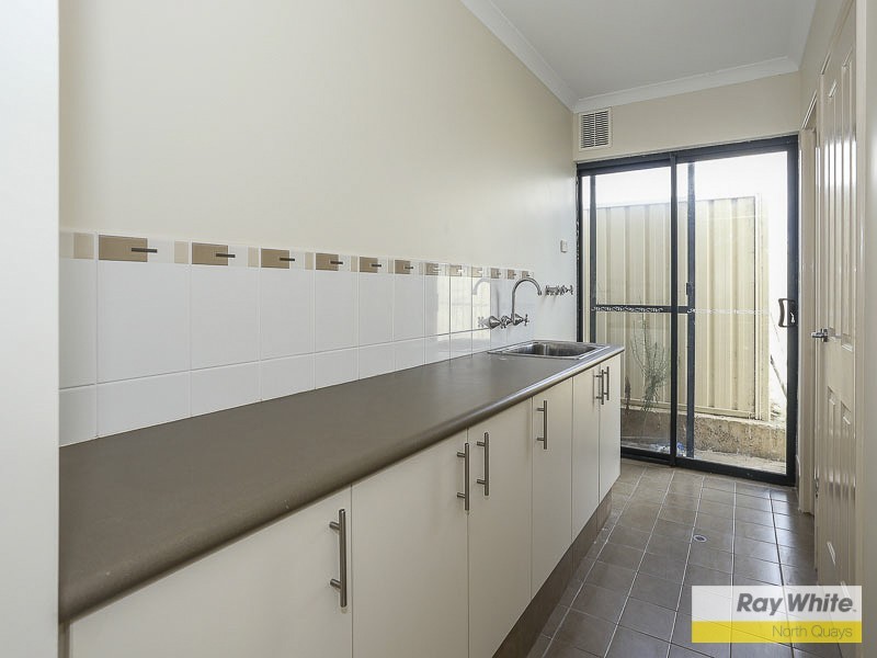 75 Oakdene Drive, Madeley WA 6065