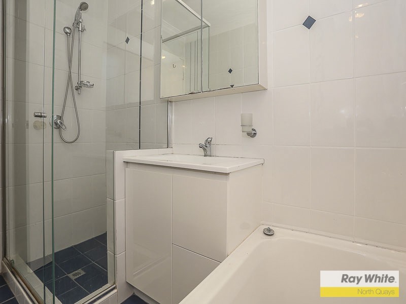 6 Pinafore Court, Duncraig WA 6023