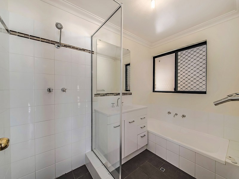 211B Hill View Terrace, Bentley WA 6102