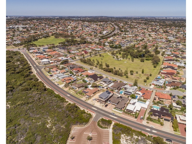 136A Oceanside Promenade, Mullaloo WA 6027
