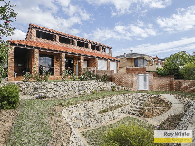 42 Chessell Drive, Duncraig WA 6023