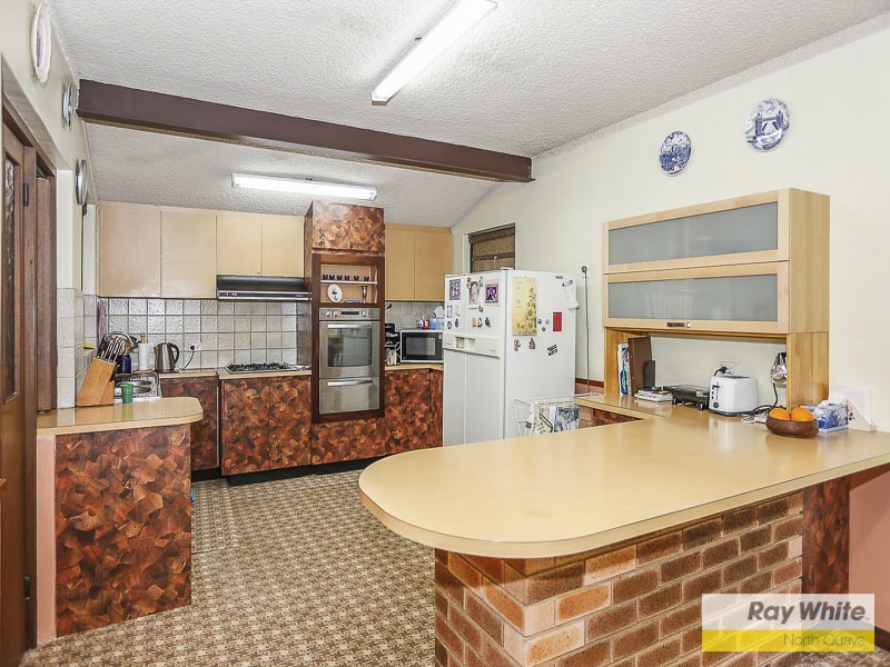 42 Chessell Drive, Duncraig WA 6023