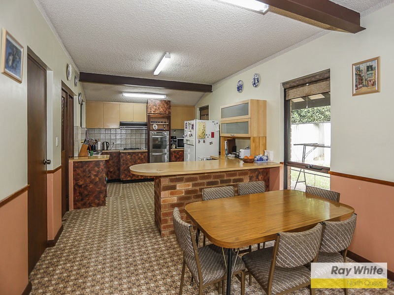 42 Chessell Drive, Duncraig WA 6023