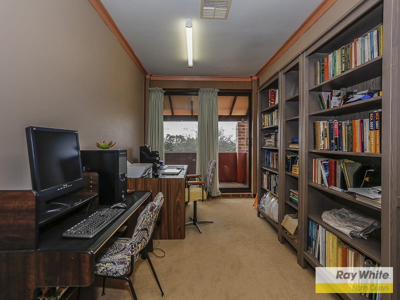 42 Chessell Drive, Duncraig WA 6023