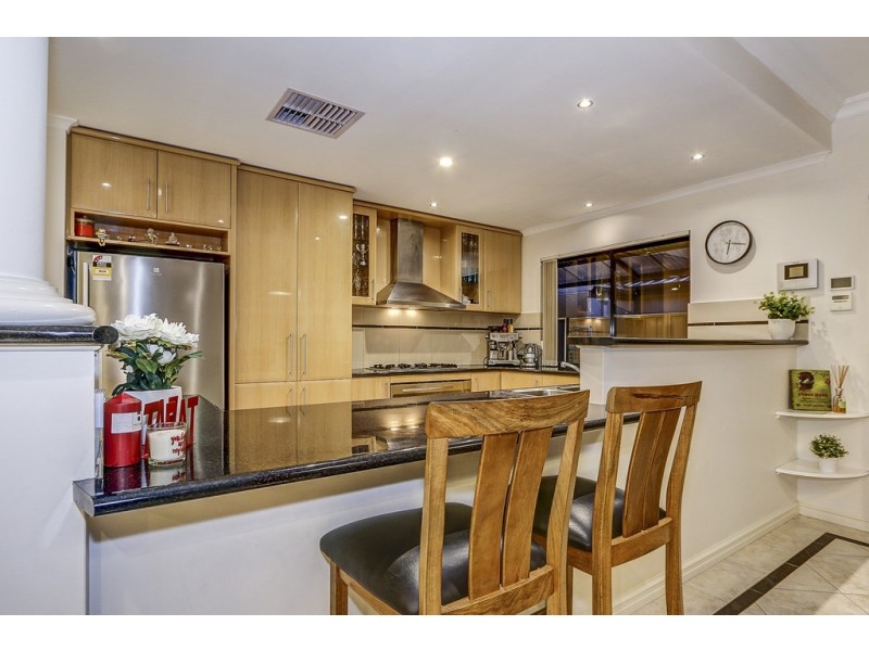 29 Dalecross Avenue, Madeley WA 6065