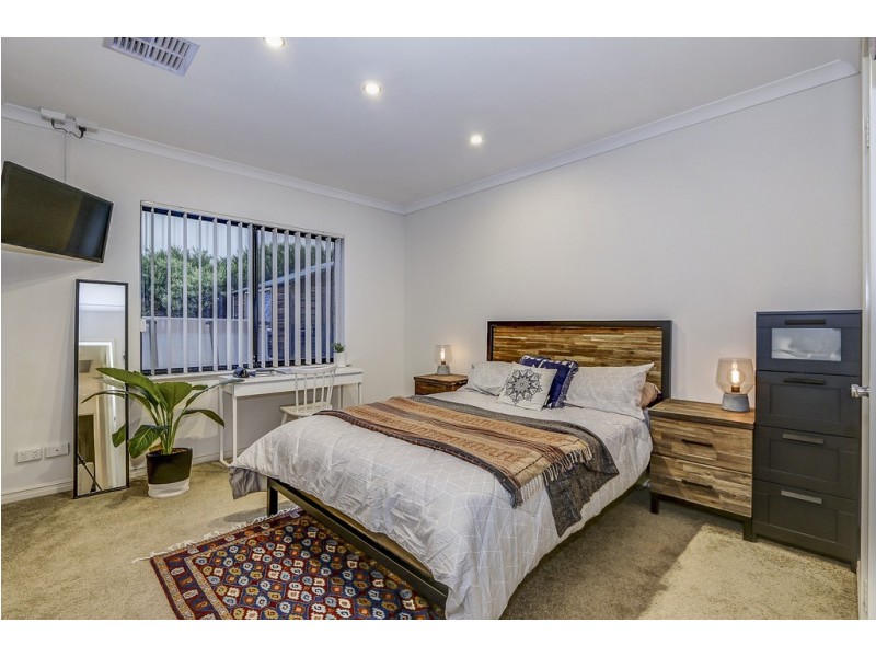 29 Dalecross Avenue, Madeley WA 6065