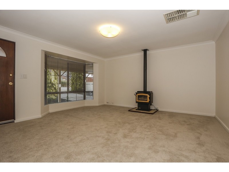 6 Pinafore Court, Duncraig WA 6023