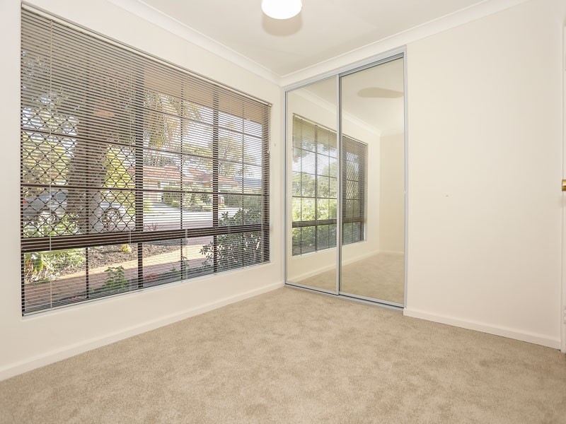 6 Pinafore Court, Duncraig WA 6023