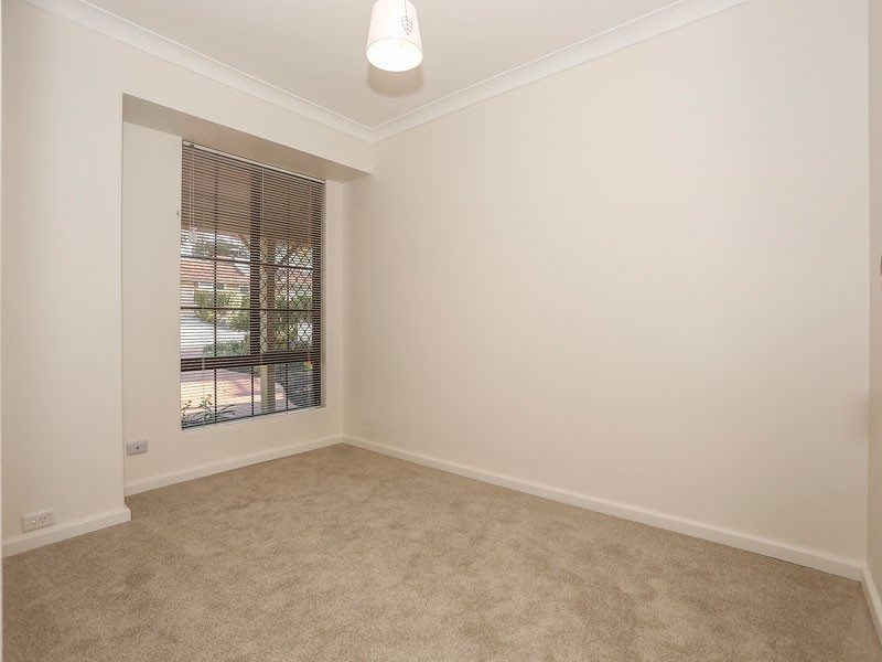 6 Pinafore Court, Duncraig WA 6023