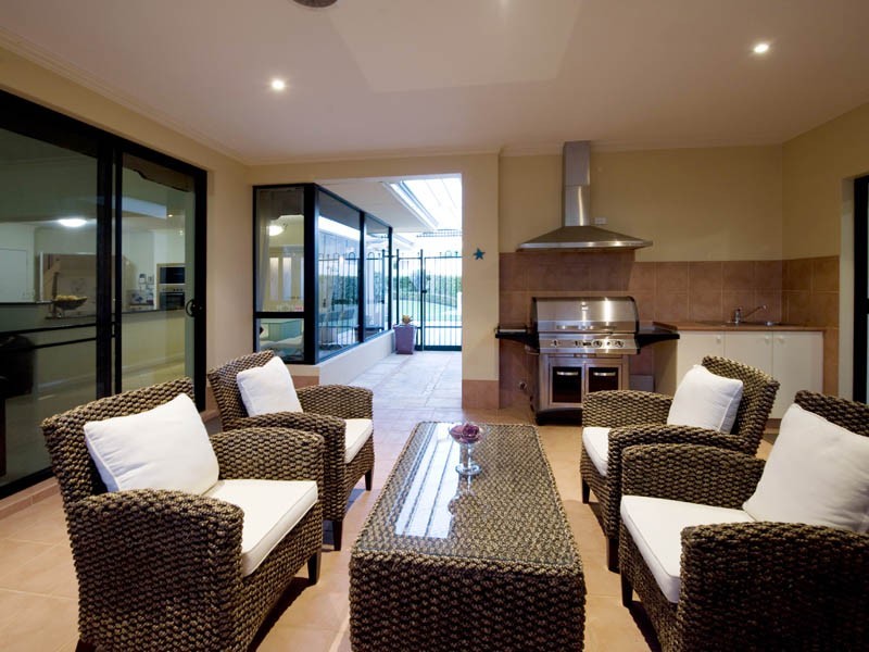 10 Artarmon Rise, Kallaroo WA 6025