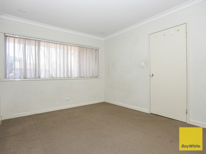 16c Casserley Avenue, Girrawheen WA 6064