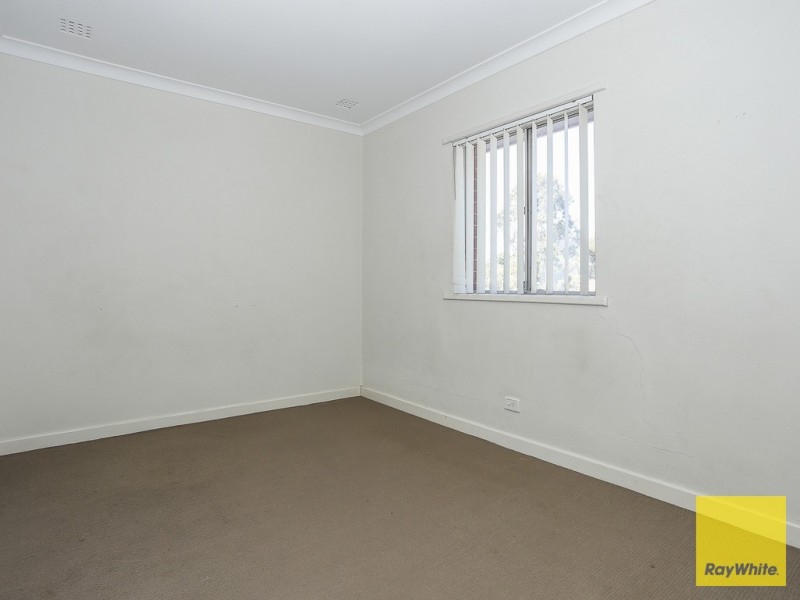 16c Casserley Avenue, Girrawheen WA 6064