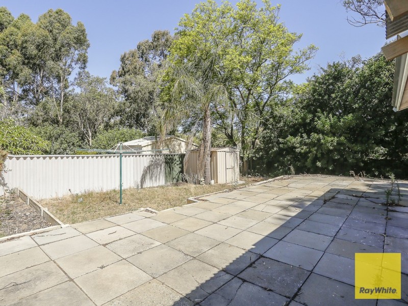 16c Casserley Avenue, Girrawheen WA 6064