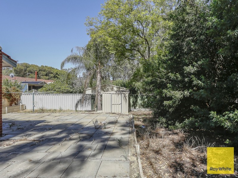 16c Casserley Avenue, Girrawheen WA 6064