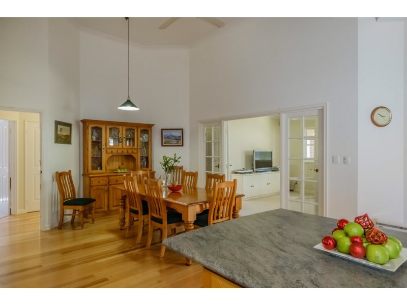 41 Centennial Gardens, Hillarys WA 6025