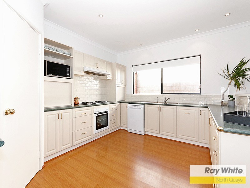 1 Brittain Avenue, Madeley WA 6065