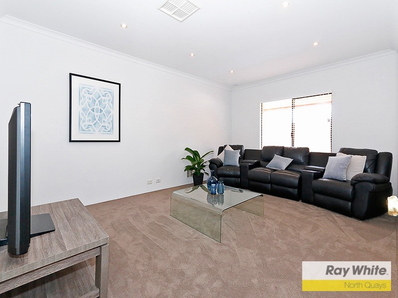 1 Brittain Avenue, Madeley WA 6065