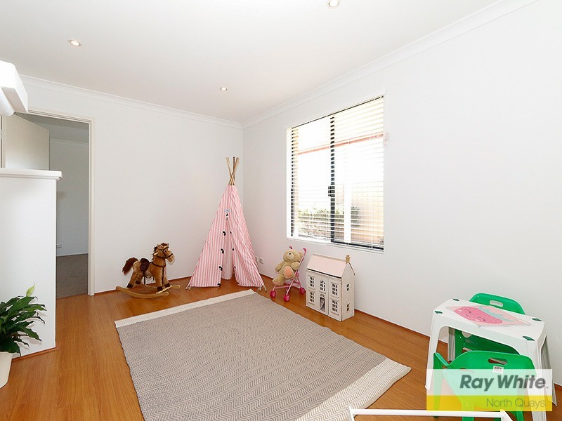 1 Brittain Avenue, Madeley WA 6065