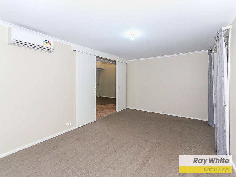 6 Hilton Place, Duncraig WA 6023