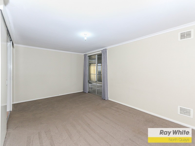 6 Hilton Place, Duncraig WA 6023