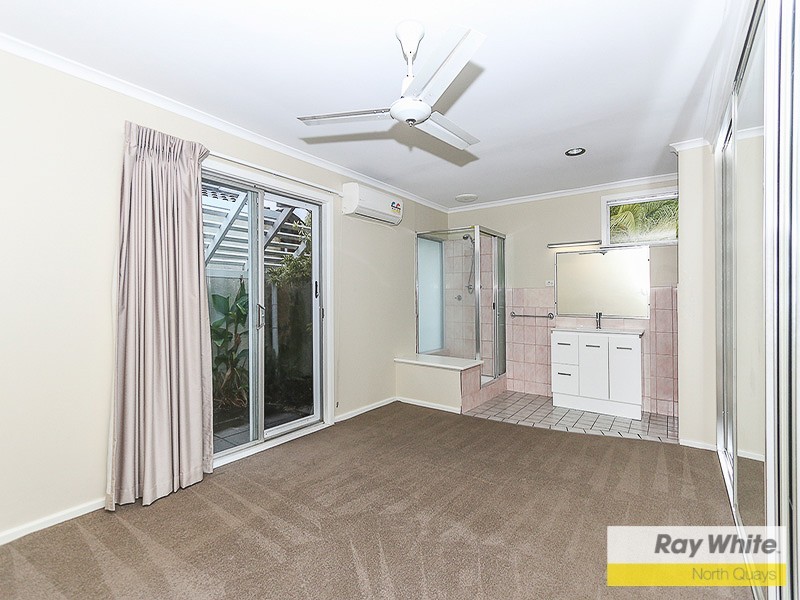 6 Hilton Place, Duncraig WA 6023