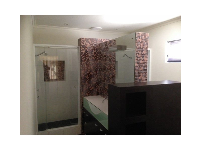 2 Locarno Close, Stirling WA 6021