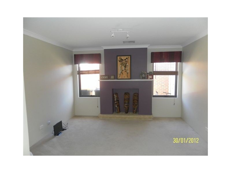 29 Brightlands Circuit, Carramar WA 6031