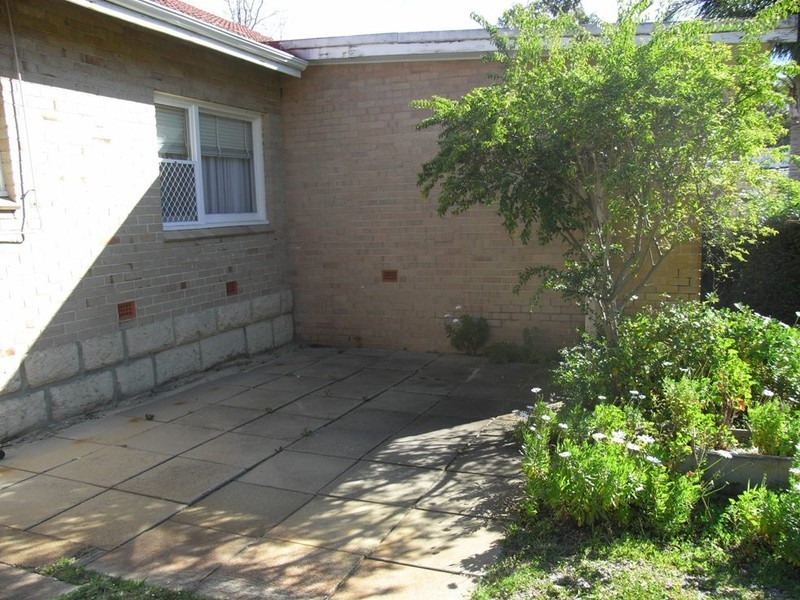 4 Highbury Street, Floreat WA 6014