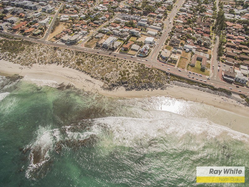 5 Beach Road, Marmion WA 6020