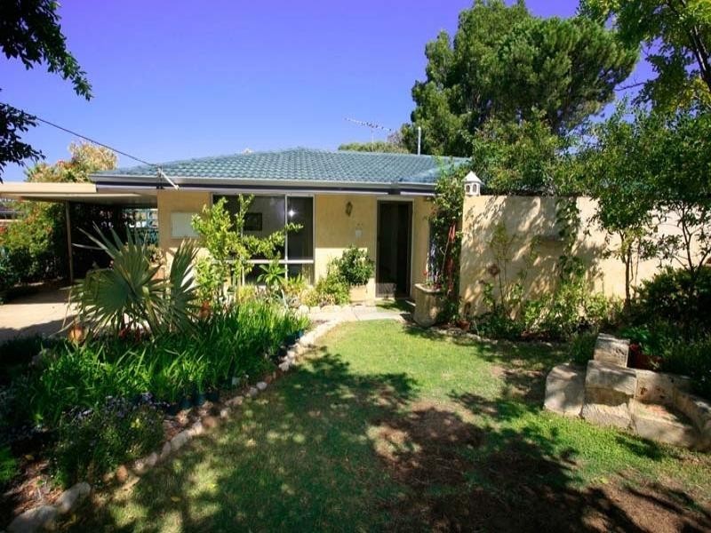 107 Camberwarra Drive, Craigie WA 6025