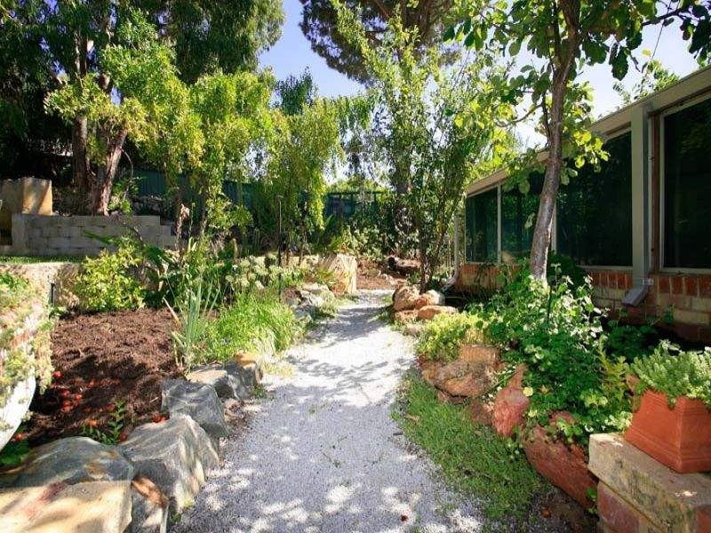 107 Camberwarra Drive, Craigie WA 6025