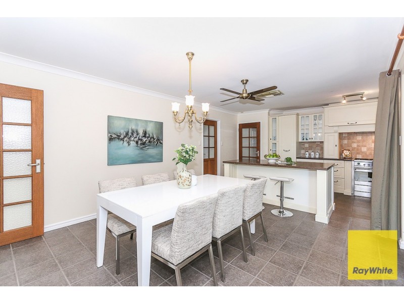 5 Sturt Place, Padbury WA 6025