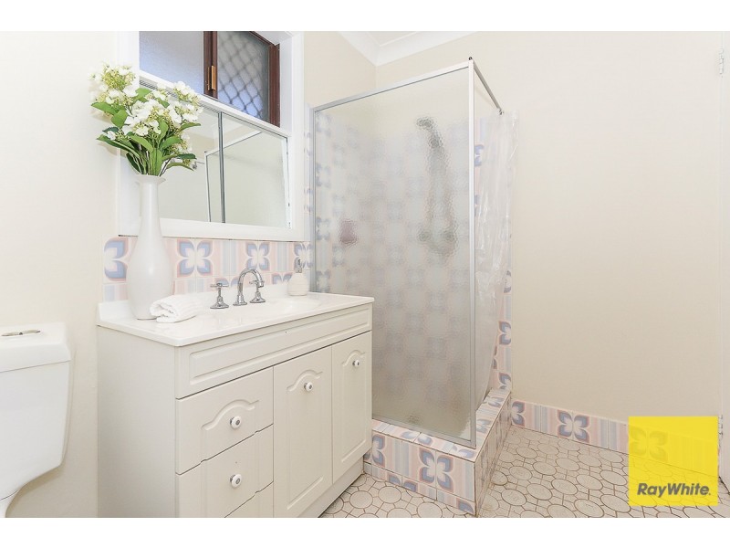 5 Sturt Place, Padbury WA 6025