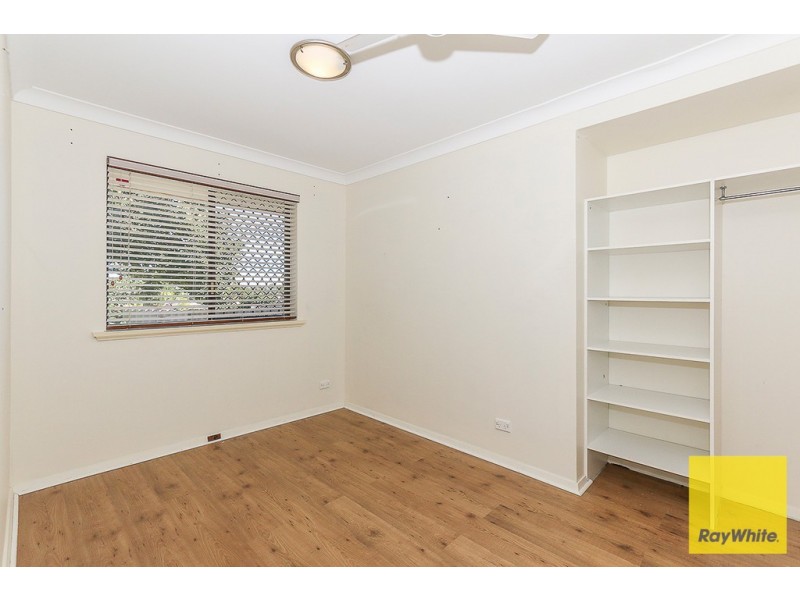 5 Sturt Place, Padbury WA 6025