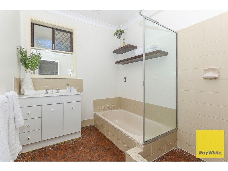 5 Sturt Place, Padbury WA 6025