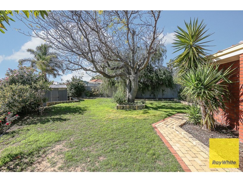 5 Sturt Place, Padbury WA 6025