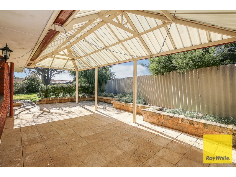 5 Sturt Place, Padbury WA 6025