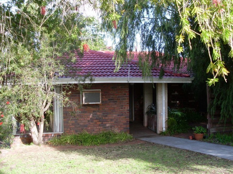 130 Clontarf St, Sorrento WA 6020